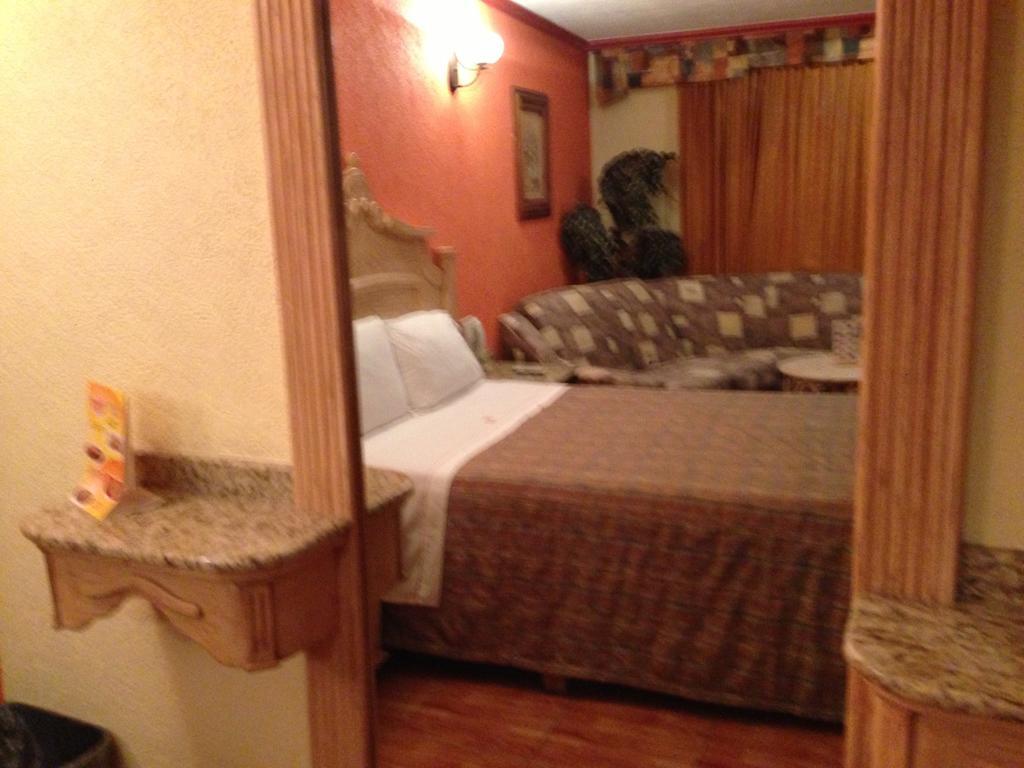 Hotel La Paz غوادالاجارا المظهر الخارجي الصورة