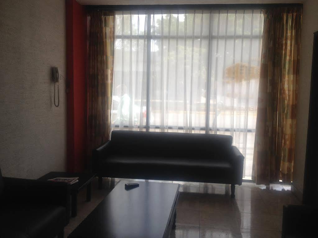 Hotel La Paz غوادالاجارا المظهر الخارجي الصورة